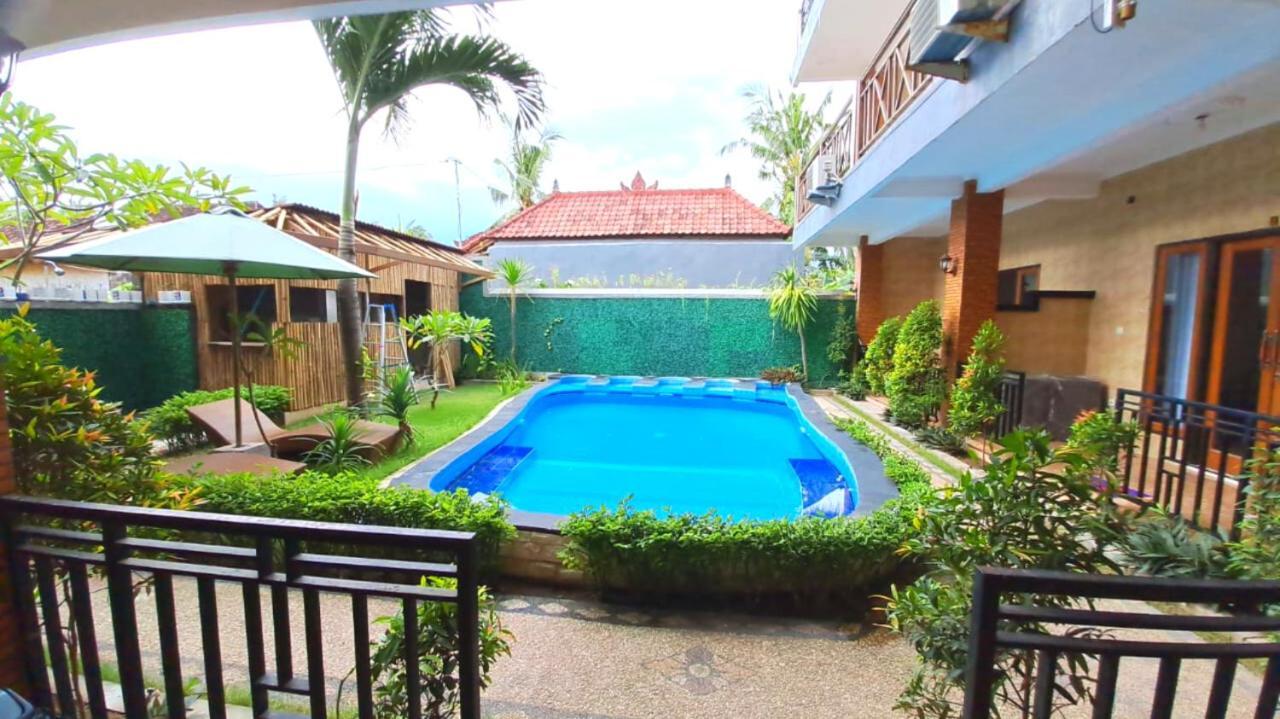 Wahyuga Sari Guest House Nita Salon & Spa 蓝梦岛 外观 照片
